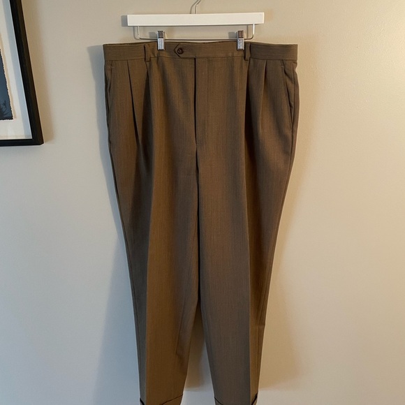 Joseph & Feiss Men's Suit Pants Tan Brown Cuffed and Pleated Size 40x34 - Picture 1 of 4